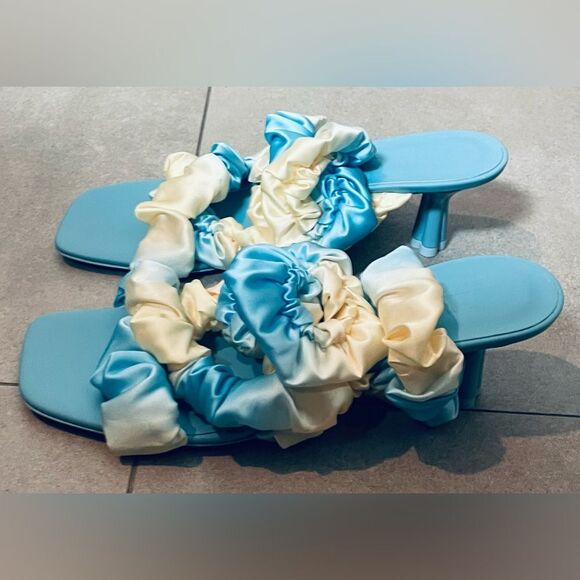 2 ITEM BUNDLE - Jordan 1 Bred Toe Hightops - Bottega Veneta Mule Heels - Size 10 - Picture 12 of 16